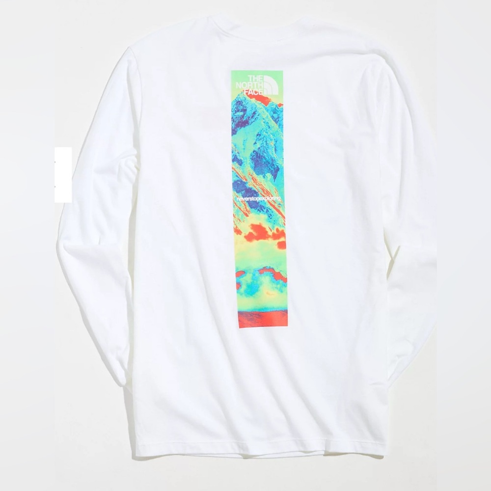 UO the North Face Graphic Injection L/S tee - Men’s LG - New 🛍️